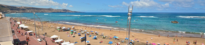 Blick über Canteras Strand aus der Ferienwohnung Remedios-Internet-Appartement-Studio Las Palmas de Gran Canaria
