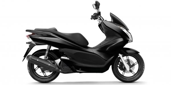 most advanced 125 Scooter for Gran canaria Island trips, best option for 2 riders