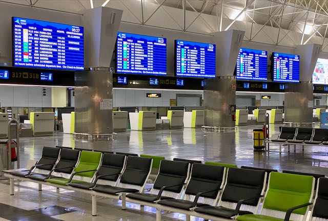 Inneansicht Terminal Abflüge International Flughafen Las Palmas